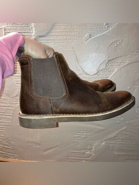 Clarks Men's Brown Leather Chukka Boots